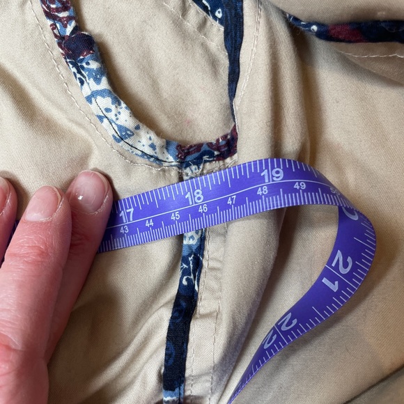 Cropped Trench Jacket - Picture 7 of 9